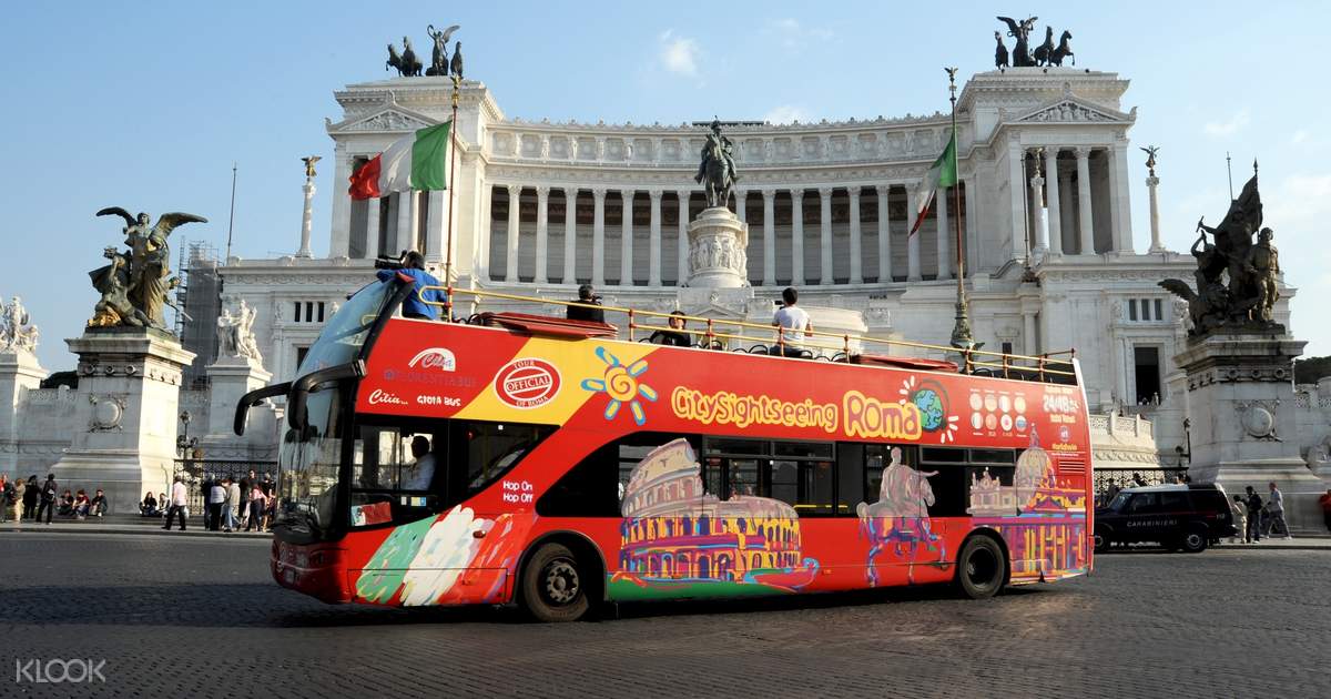 tour bus in rome hop off